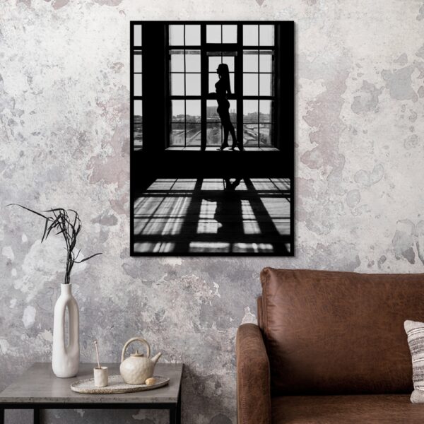 Obraz podświetlany "Kobieta w oknie" | Architektura - Led's Design